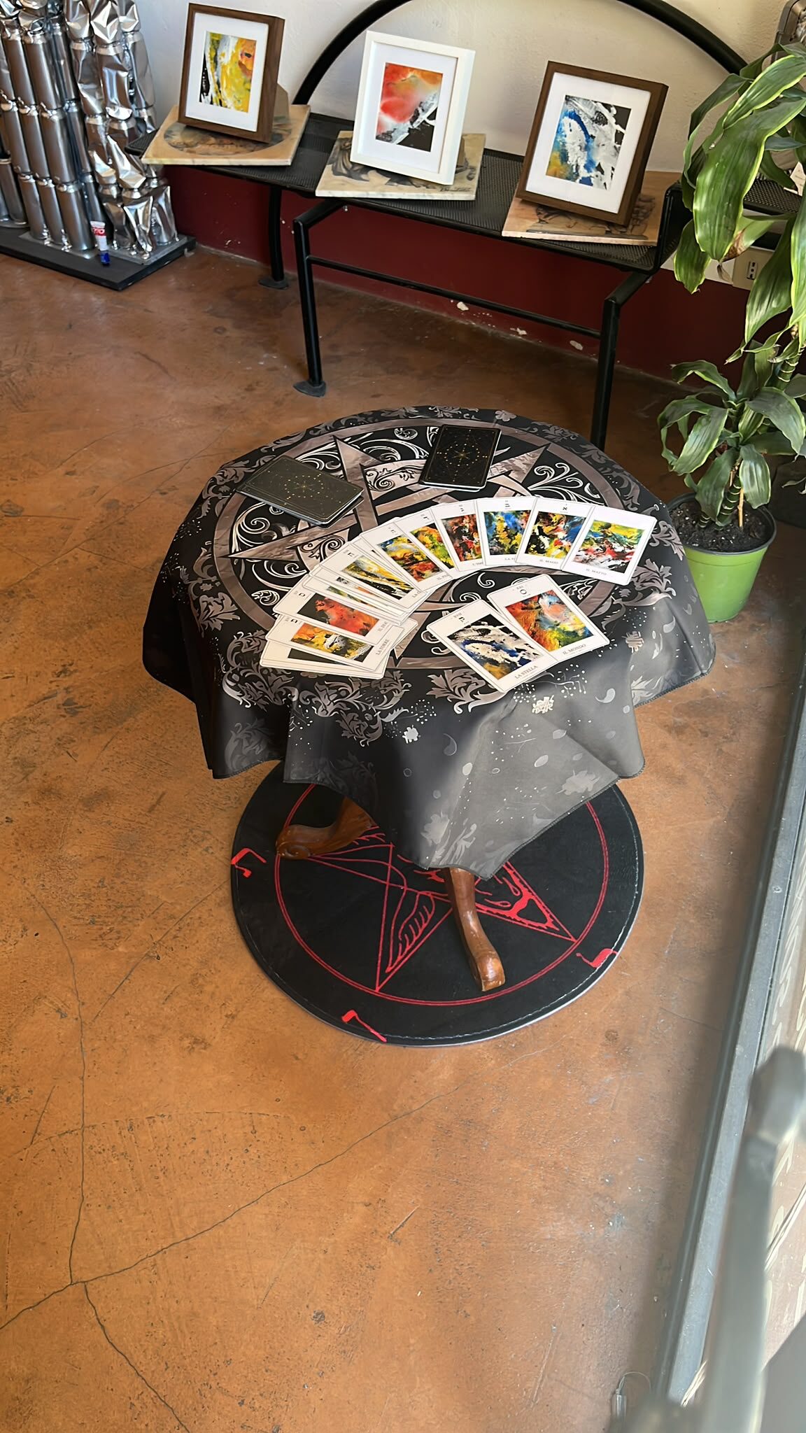 “Tabulae Arcanorum”: arte occulta a Roma, la mostra personale di JUL “Tabulae Arcanorum”: arte occulta a Roma, la mostra personale di JUL