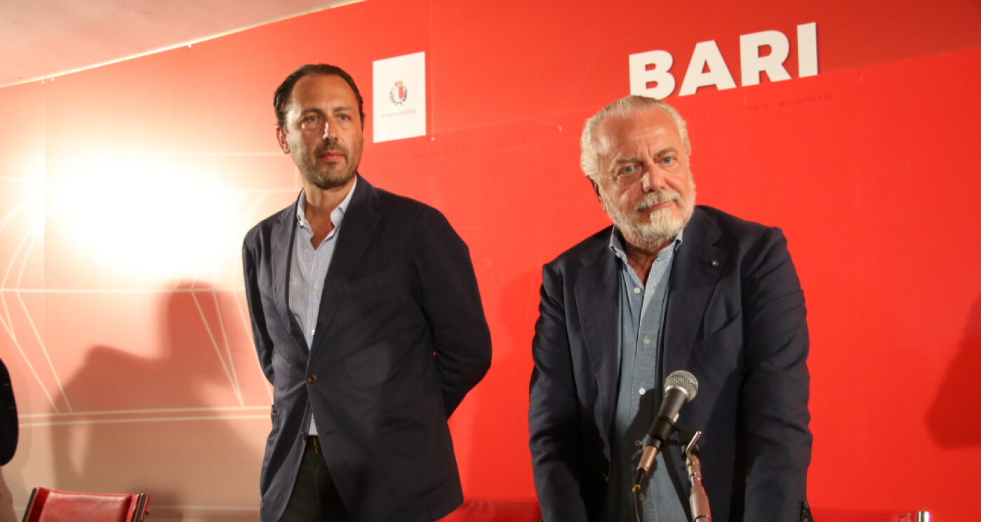 aurelio e luigi de laurentiis indagati per bancarotta fraudolenta perquisite le sedi del bari e del napoli da Lapresse.it aurelio e luigi de laurentiis indagati per bancarotta fraudolenta perquisite le sedi del bari e del napoli