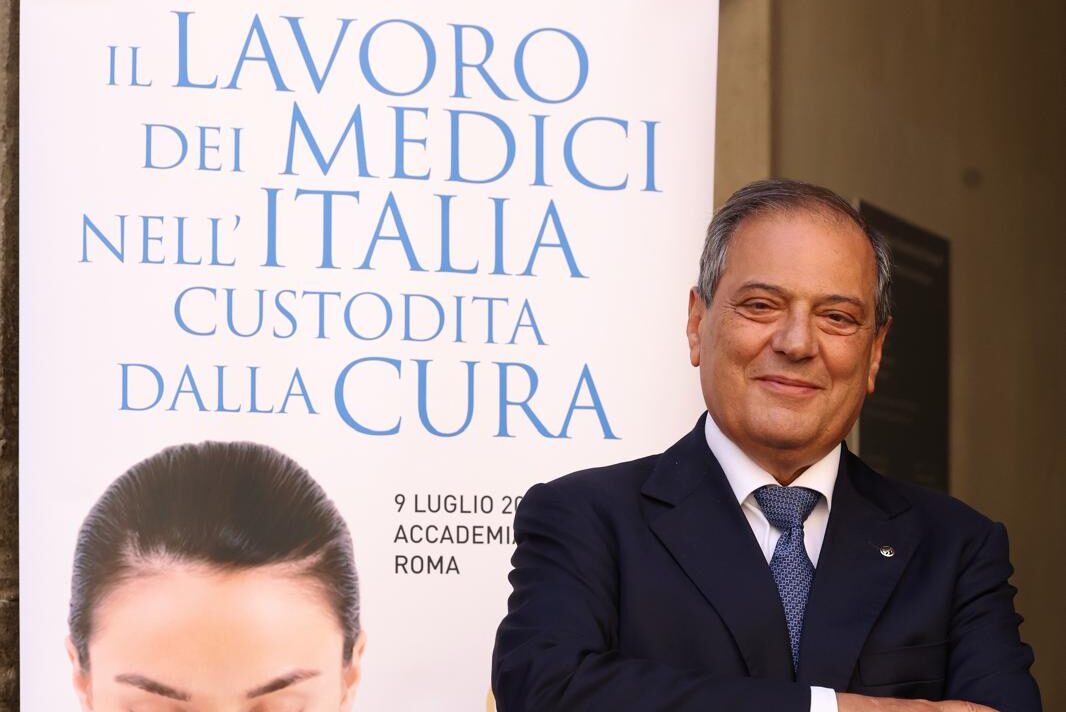 Troppe attese nel Ssn per 7 italiani su 10, il 60% rinvia o rinuncia a cure Troppe attese nel Ssn per 7 italiani su 10, il 60% rinvia o rinuncia a cure