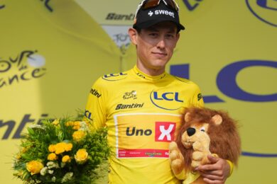 Tour de France 2026, brutta caduta per Torstein Traeen: cosa si è fatto