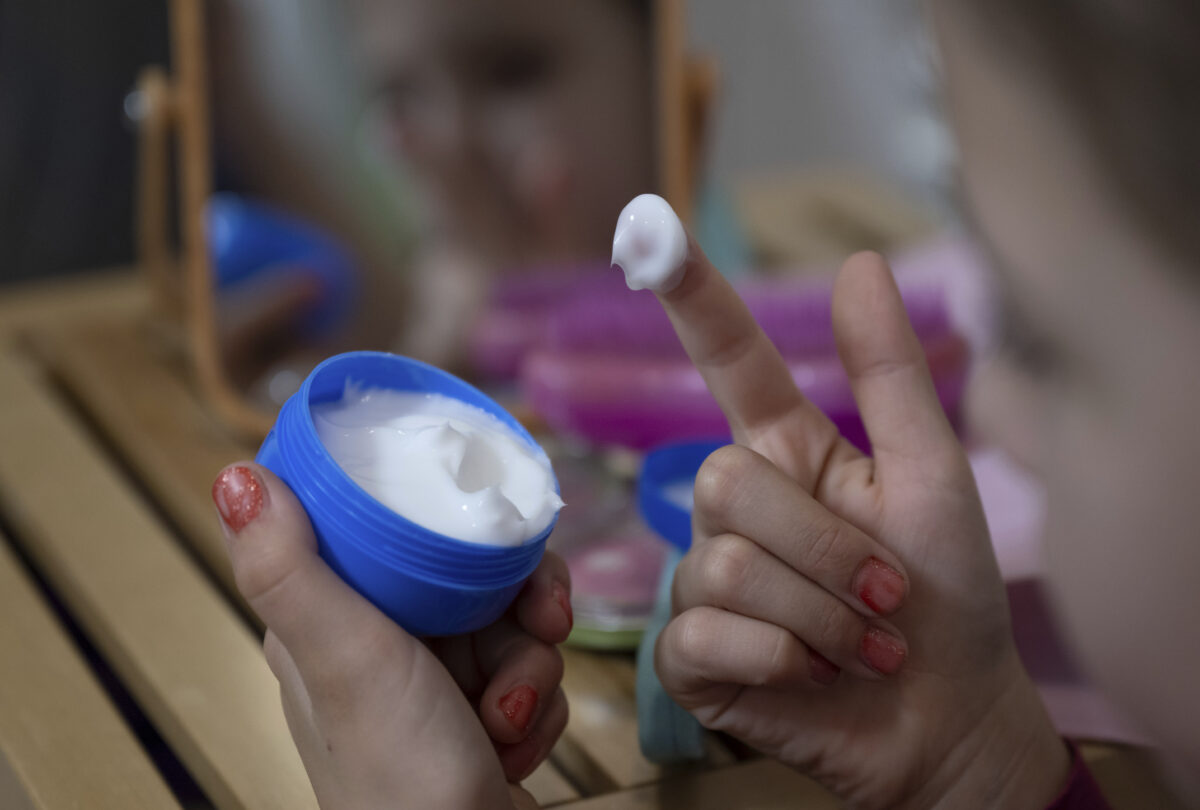 skincare mania e pelle dei piccoli tra moda social e cosmeticoressia da Lapresse.it skincare mania e pelle dei piccoli tra moda social e cosmeticoressia