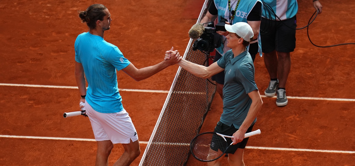Sinner-Zverev, oggi la finale di Wimbledon 2026: precedenti, orario e dove vederla (anche in chiaro) Sinner-Zverev, oggi la finale di Wimbledon 2026: precedenti, orario e dove vederla (anche in chiaro)