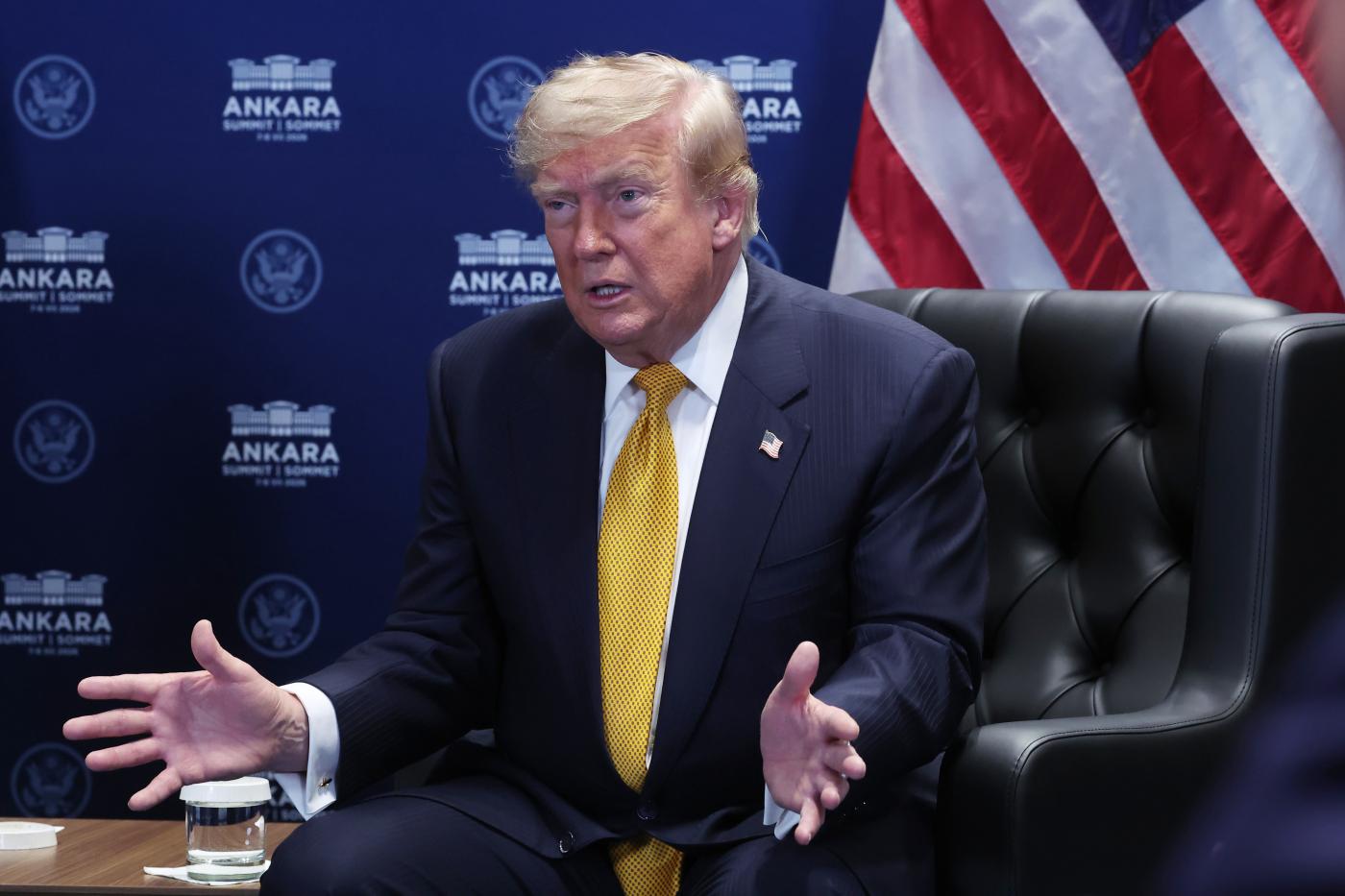 Iran, Trump: “Se Teheran mi uccide ho lasciato istruzioni, colpire con potenza mai vista” Iran, Trump: “Se Teheran mi uccide ho lasciato istruzioni, colpire con potenza mai vista”