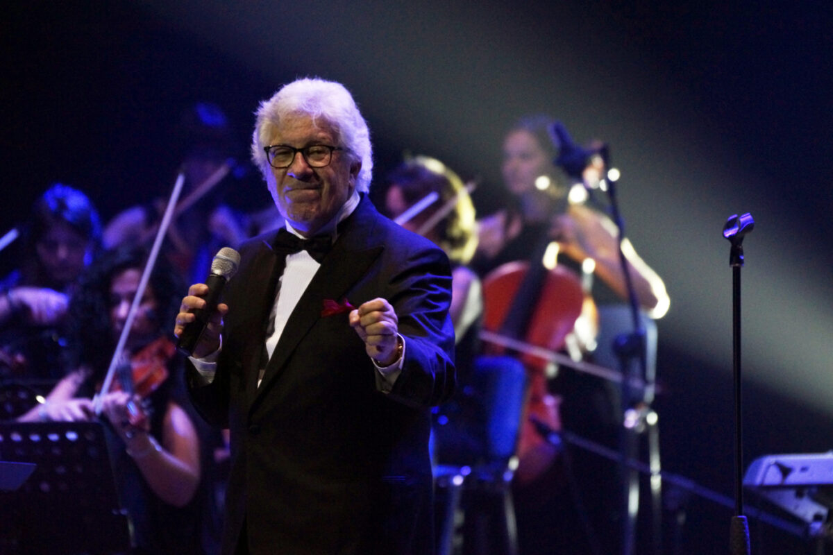 Peppino Di Capri è morto: la carriera dell’artista tra Sanremo, ‘Champagne’ e sessant’anni di successi
