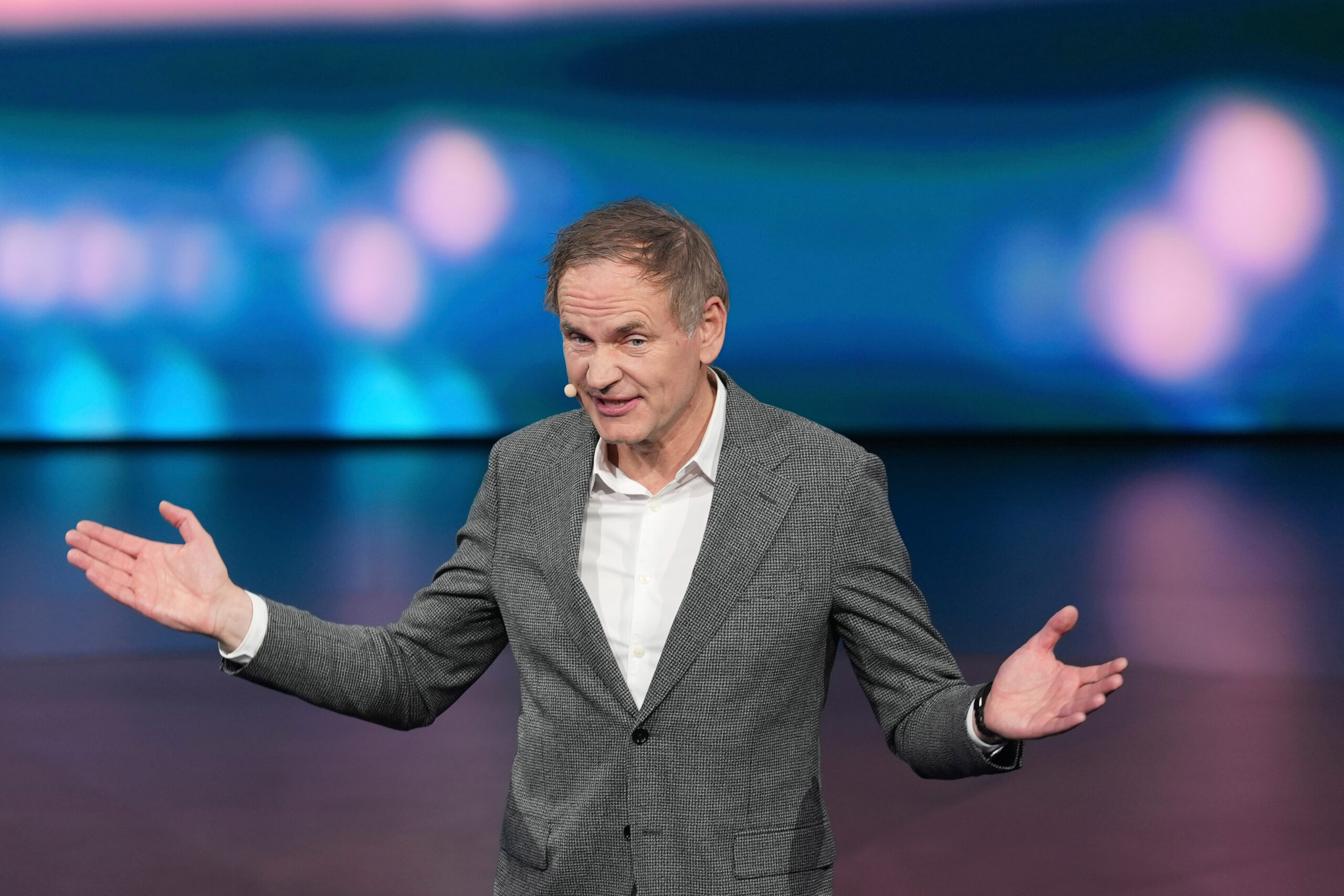 Volkswagen, il ceo Blume: “Chiusura stabilimenti? Esistono soluzioni più intelligenti”