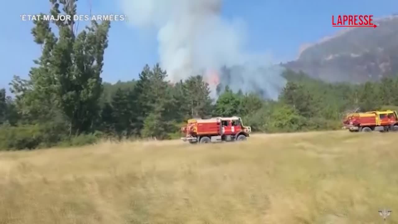 francia vigili del fuoco impegnati a spegnere incendi nel sud da Lapresse.it francia vigili del fuoco impegnati a spegnere incendi nel sud