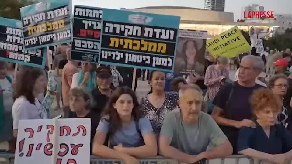 israele a tel aviv manifestanti in piazza contro il governo da Lapresse.it israele a tel aviv manifestanti in piazza contro il governo
