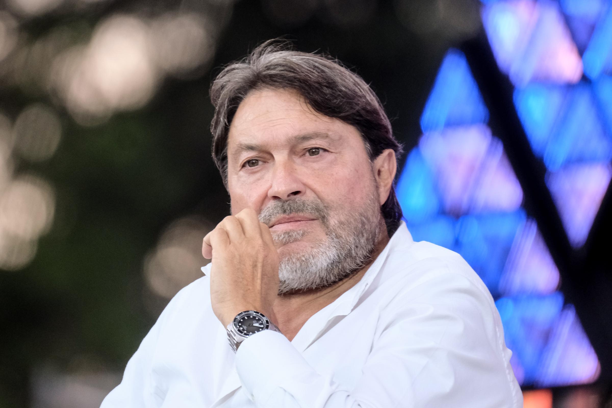 Attentato a Ranucci, FdI presenta un esposto e chiede chiarezza sui rapporti con Lavitola. Il giornalista: “Presupposti assolutamente errati” Attentato a Ranucci, FdI presenta un esposto e chiede chiarezza sui rapporti con Lavitola. Il giornalista: “Presupposti assolutamente errati”
