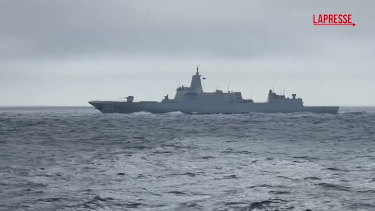 russia e cina esercitazioni navali nel mar giallo le immagini delle manovre congiunte da Lapresse.it russia e cina esercitazioni navali nel mar giallo le immagini delle manovre congiunte