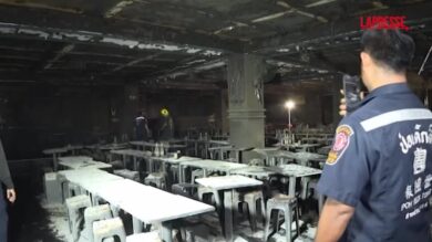 Bangkok, 27 morti in un incendio in una birreria: quel che resta del locale