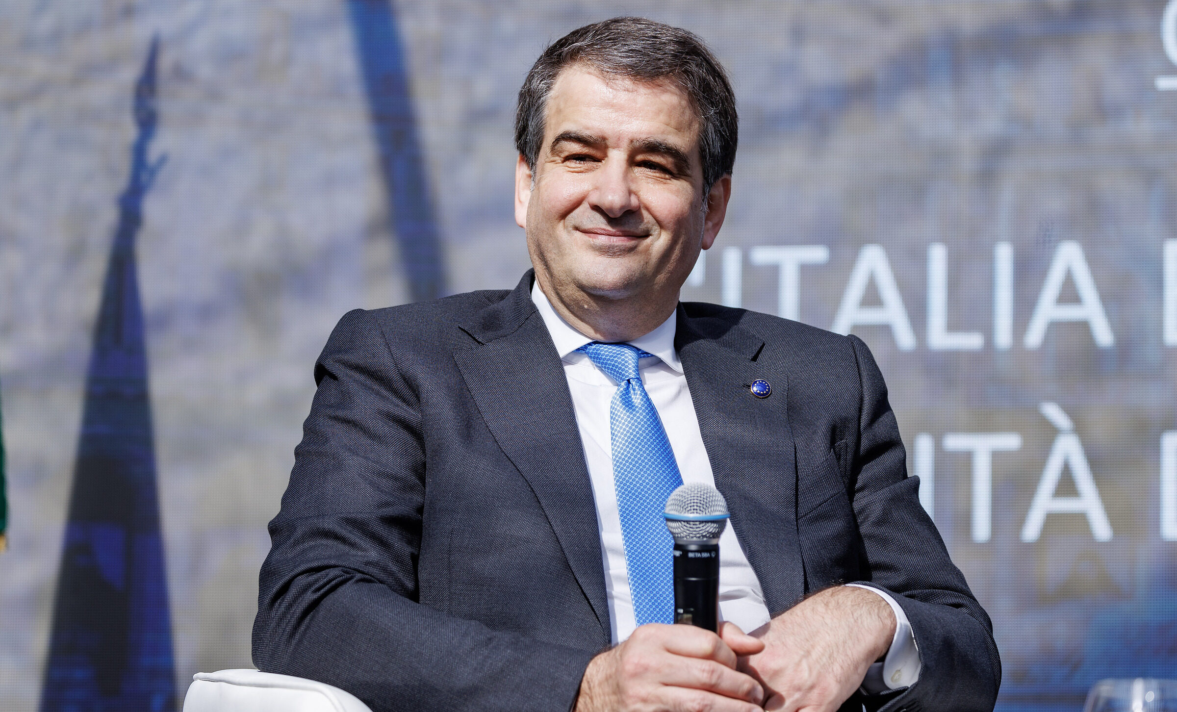 Ue, la Commissione nomina Raffaele Fitto rappresentante speciale per Cipro Ue, la Commissione nomina Raffaele Fitto rappresentante speciale per Cipro