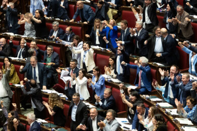 Legge elettorale, governo battuto per un voto alla Camera sulle preferenze: caccia ai franchi tiratori