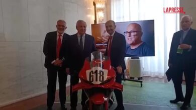 Tajani inaugura “Moto d’Italia – Cultura oltre la pista” alla Farnesina