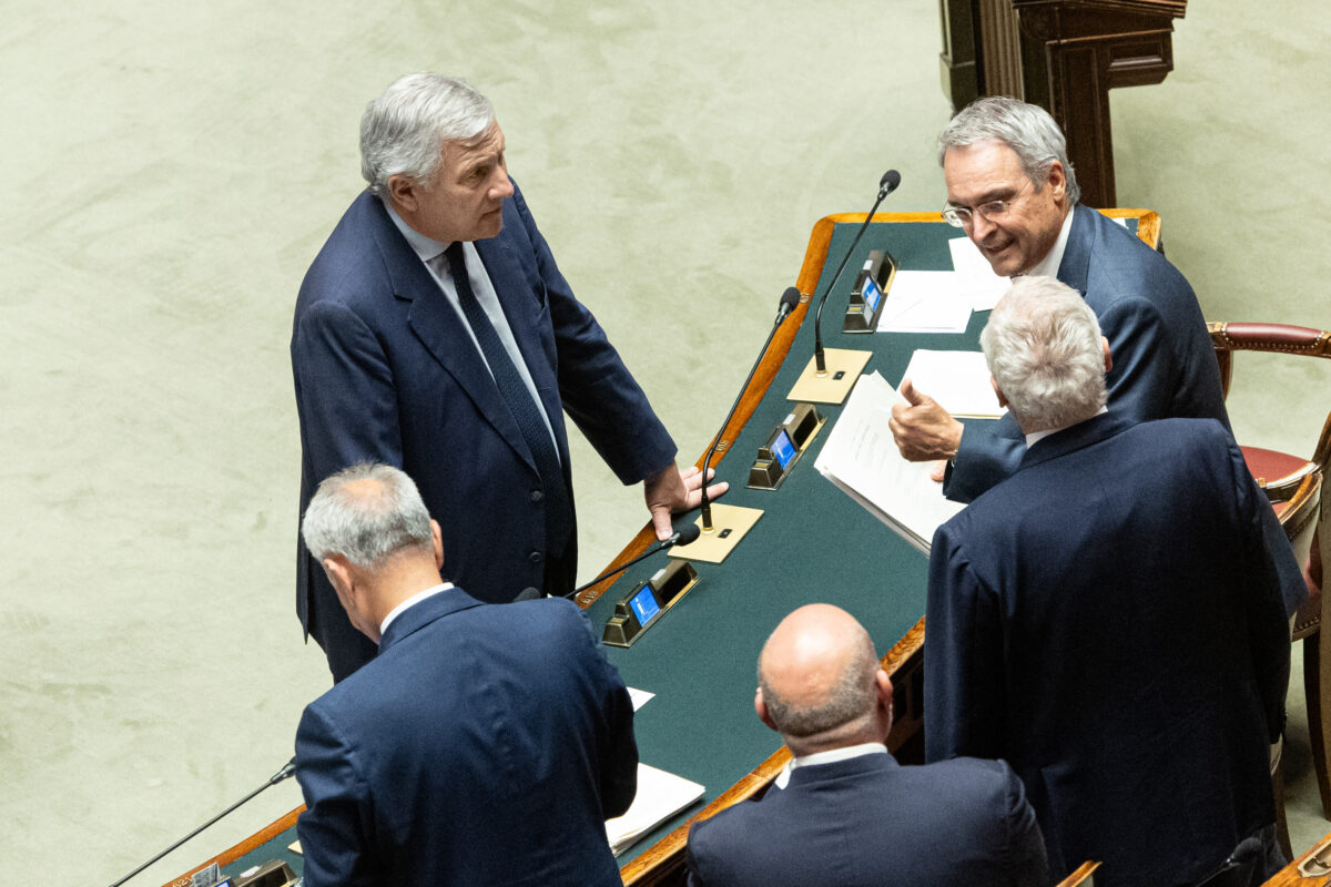 Galleria foto 'Governo battuto alla Camera sulla legge elettorale, le opposizioni esultano: le foto' - foto 6