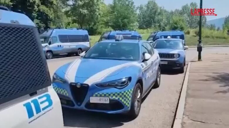 Torino, controlli della polizia in Barriera Milano: oltre 200 identificati