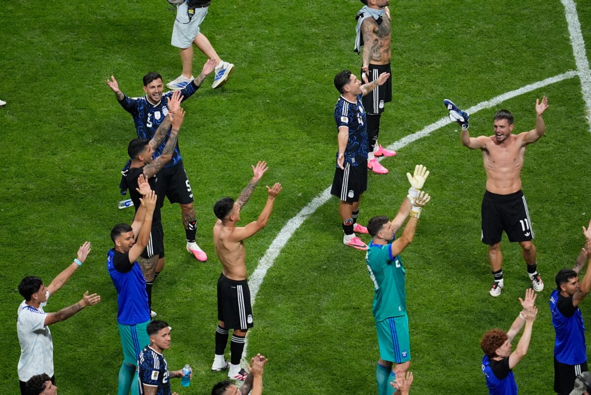 Galleria foto 'Inghilterra-Argentina, l’Albiceleste rimonta e vola in finale ai Mondiali 2026: le foto' - foto 9