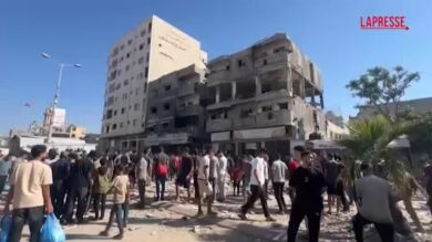 Gaza, attacchi aerei israeliani: le immagini della devastazione