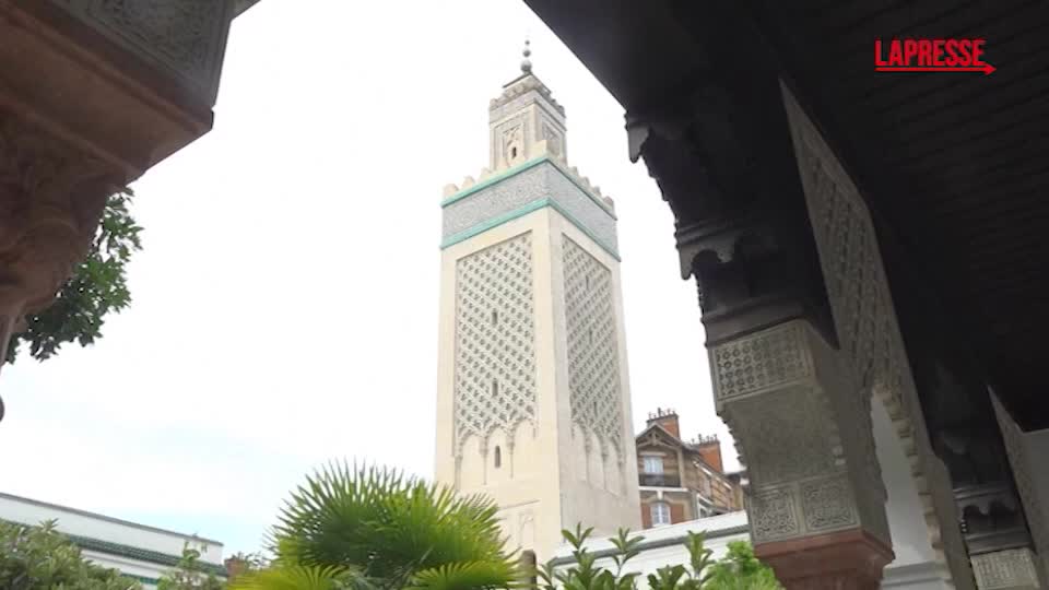 la grande moschea di parigi compie 100 anni da Lapresse.it la grande moschea di parigi compie 100 anni