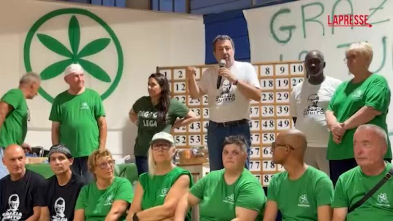 Ucraina, Salvini: "Non sono preoccupato da invasione carri armati sovietici"