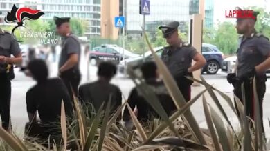 Milano, maxi controlli dei Carabinieri: un arresto e 13 denunce