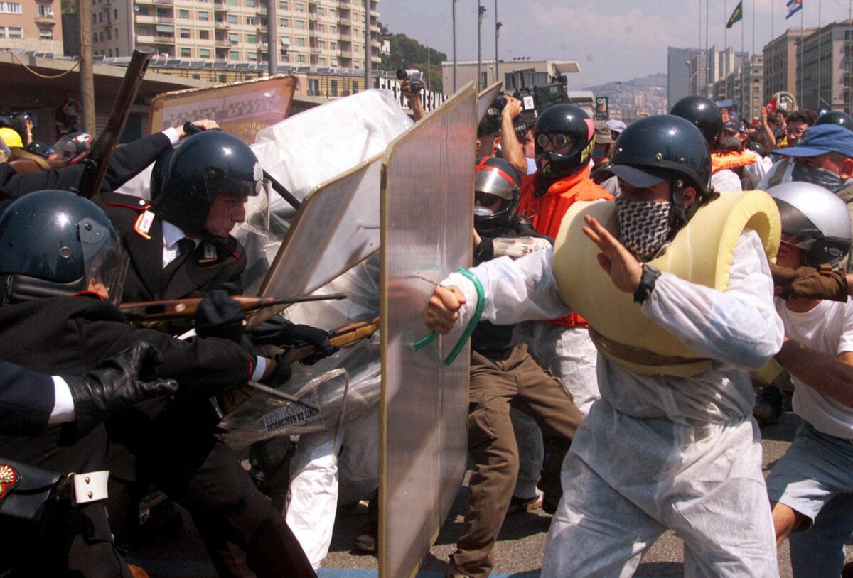G8 Genova 2001, la testimonianza di Marco Persico: “Portato a Bolzaneto, erano saltate tutte le prassi” G8 Genova 2001, la testimonianza di Marco Persico: “Portato a Bolzaneto, erano saltate tutte le prassi”
