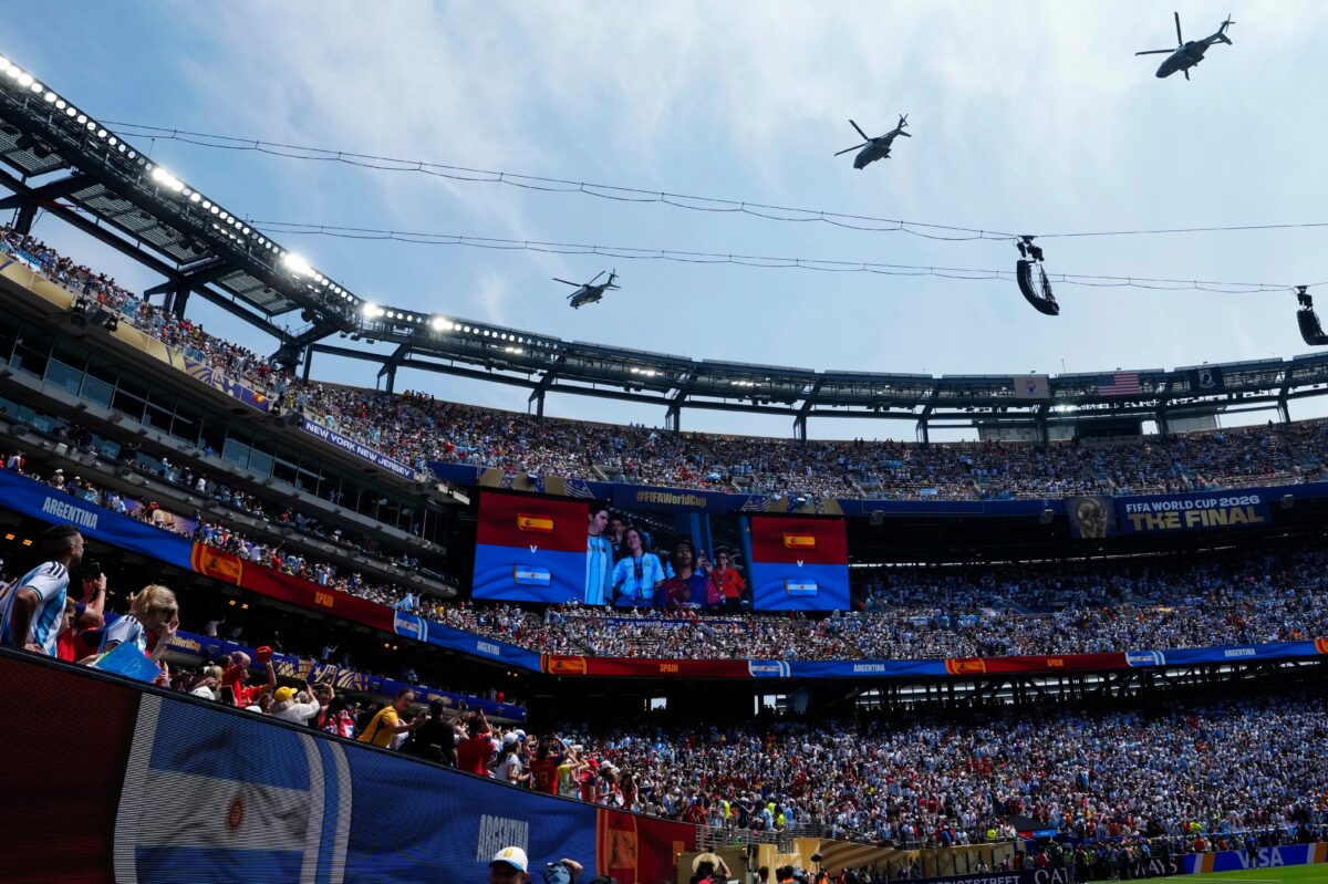 Mondiali 2026, la cerimonia di chiusura tra musica, star e spettacolo: così il MetLife Stadium ha aperto la finale Mondiali 2026, la cerimonia di chiusura tra musica, star e spettacolo: così il MetLife Stadium ha aperto la finale