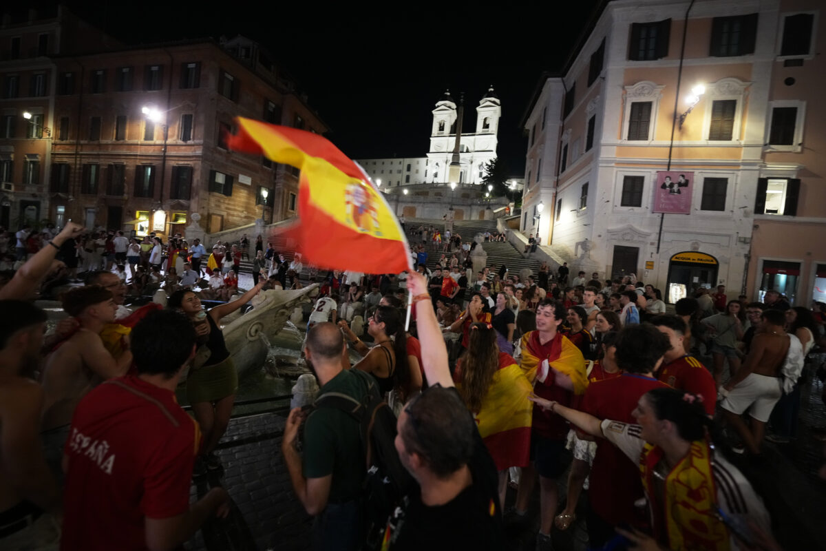Galleria foto 'Mondiali 2026, la Spagna trionfa: da Roma a Madrid le foto dei tifosi in festa' - foto 4