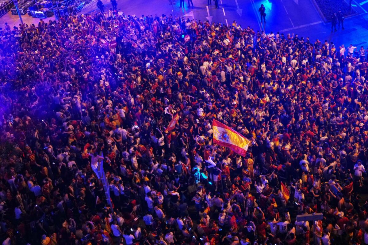 Galleria foto 'Mondiali 2026, la Spagna trionfa: da Roma a Madrid le foto dei tifosi in festa' - foto 2