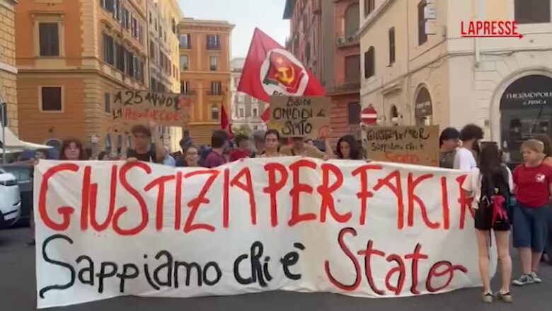 Roma, manifestazione per la morte di Abderrahim Fakir