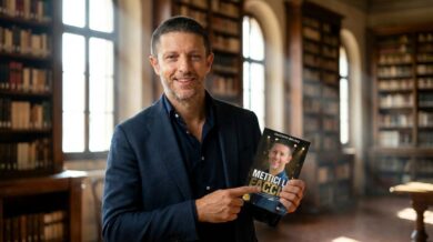 Mettici la Faccia: il nuovo libro di Giacomo Bruno affronta il paradosso dell’esperto invisibile nell’epoca dell’intelligenza artificiale