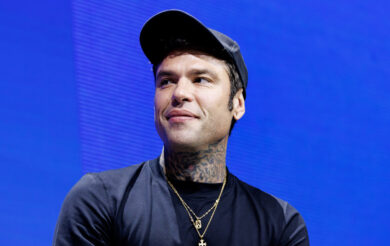Fedez resta ricoverato al Fatebenefratelli: le sue condizioni non sono gravi