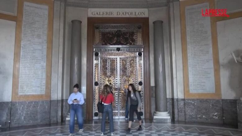 Francia: riapre dopo furto la Galleria d'Apollo al Louvre ma senza gioielli