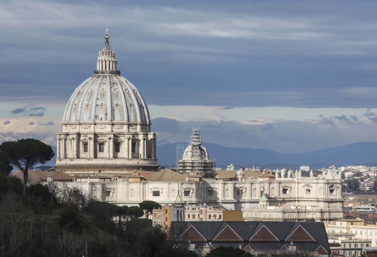 Caso Rupnik, Vaticano: “Nessuna decisione presa, processo ancora in corso” Caso Rupnik, Vaticano: “Nessuna decisione presa, processo ancora in corso”