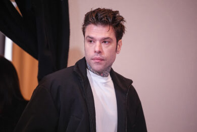 Fedez dimesso dall’ospedale, torna a casa