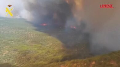 Spagna, le drammatiche immagini areali degli incendi ad Avila