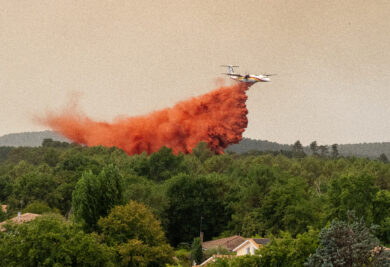 Incendi in Francia e Spagna, oltre 260mila persone evacuate