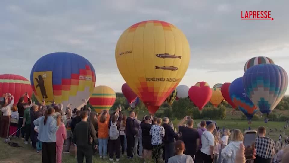 russia 50 mongolfiere nel cielo di pereslavl zalessky per il russian golden ring da Lapresse.it russia 50 mongolfiere nel cielo di pereslavl zalessky per il russian golden ring