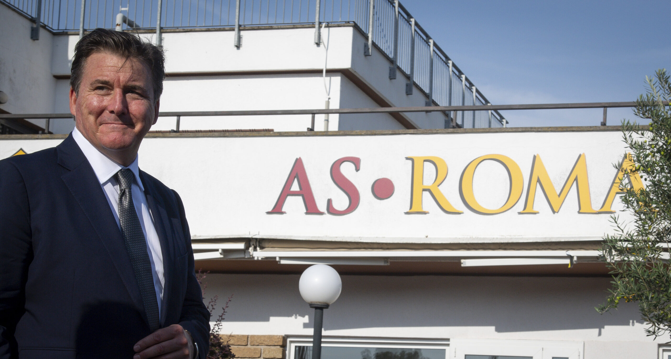La Roma fa lavorare giornalisti negli store. Stampa Romana: “Inaccettabile”