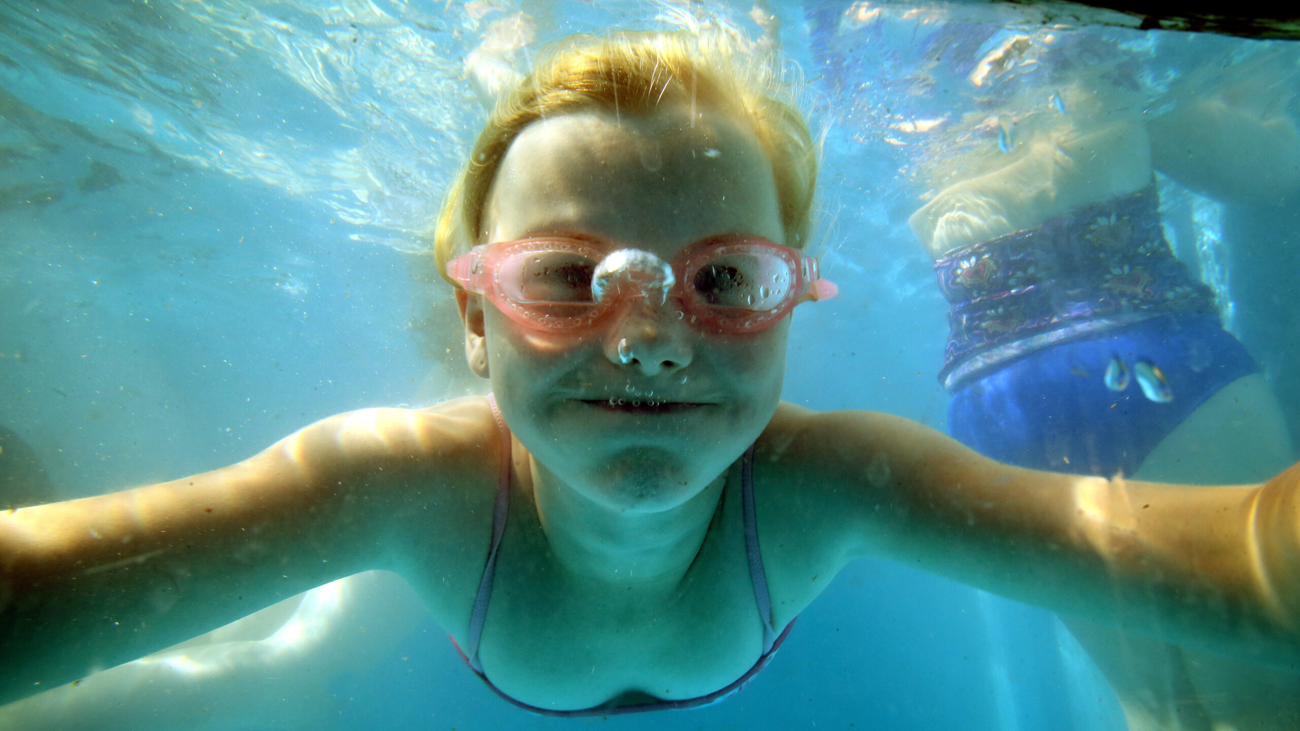 Infezioni in nidi, scuole dell’infanzia e piscine: 10 regole per prevenirle