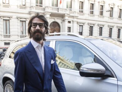 Contesa Del Vecchio-Soldati, l’imprenditore ha accompagnato la figlia dalla madre