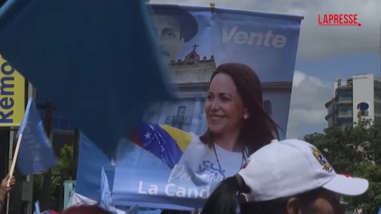 Venezuela, oppositori in piazza a due anni dalle elezioni