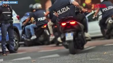 Roma, sequestrati 300 chili di droga in un appartamento