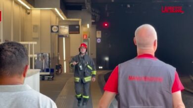 Milano, principio di incendio in stazione Garibaldi: il fumo al binario 20