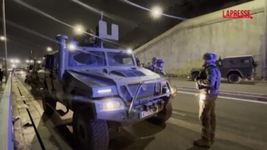 Ceuta, continuano arrivi di migranti: nell'enclave l'esercito spagnolo