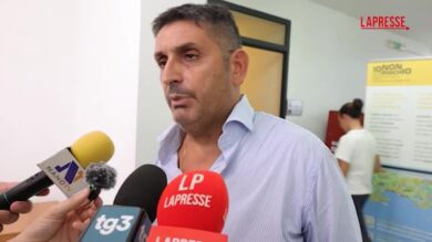 Giuli contestato a Pozzuoli, il sindaco: "No a strumentalizzazioni"