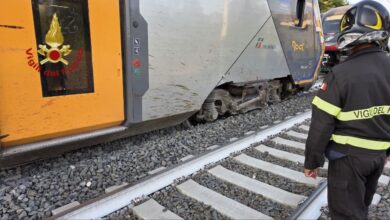 Treno deraglia a Montelibretti, a nord di Roma: a bordo 450 passeggeri