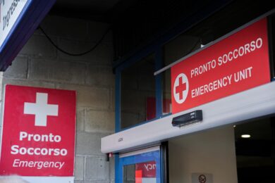 Napoli, 12enne accoltellato nel rione Conocal: il presunto autore ha 13 anni e non è imputabile