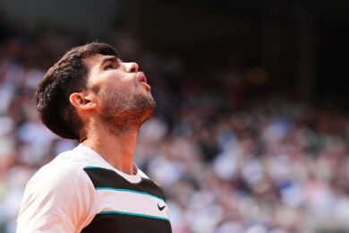 Alcaraz, si allontana il rientro dopo l’infortunio: salta Cincinnati e Us Open 2026 a rischio