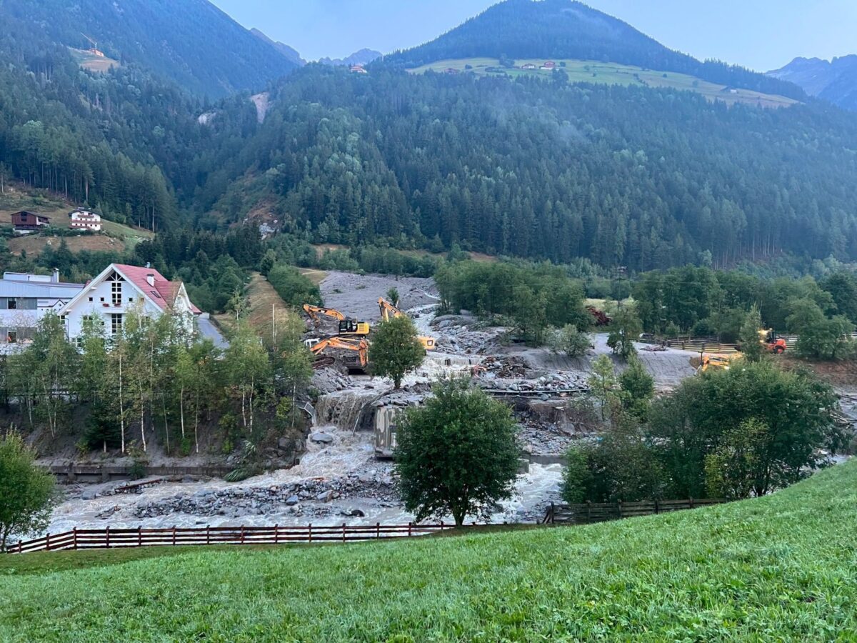 Alto Adige, frana in Valle Aurina: 120 persone evacuate Alto Adige, frana in Valle Aurina: 120 persone evacuate