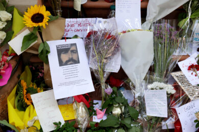 Francesco Guccini, oggi i funerali in forma privata a Pavana